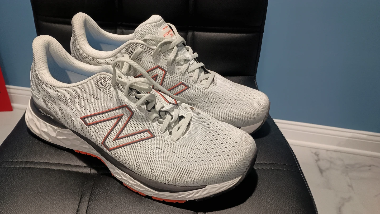 New Balance M880A11 size 13 Mens - photo 2