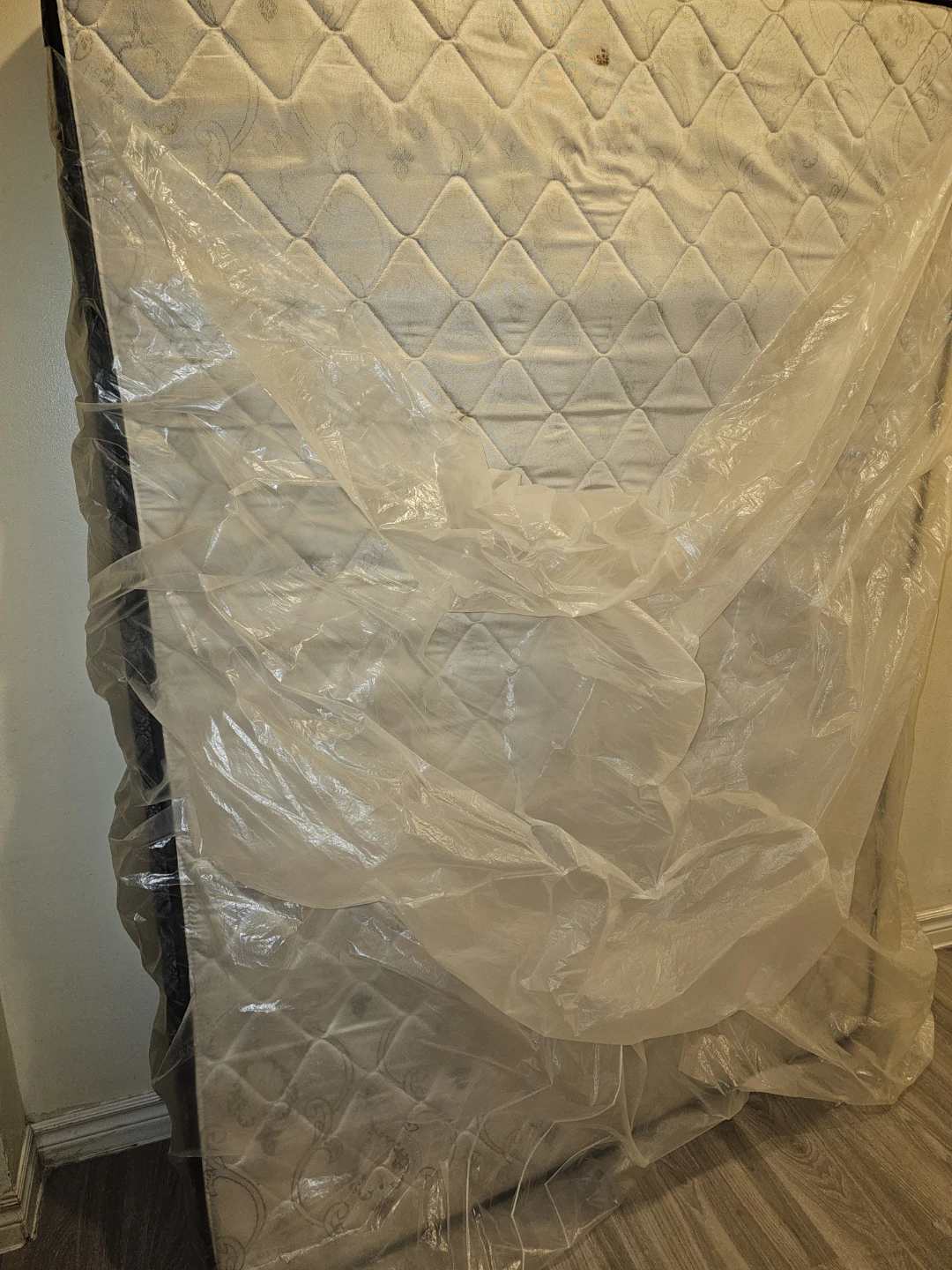 White Quilted Mattress - photo 3