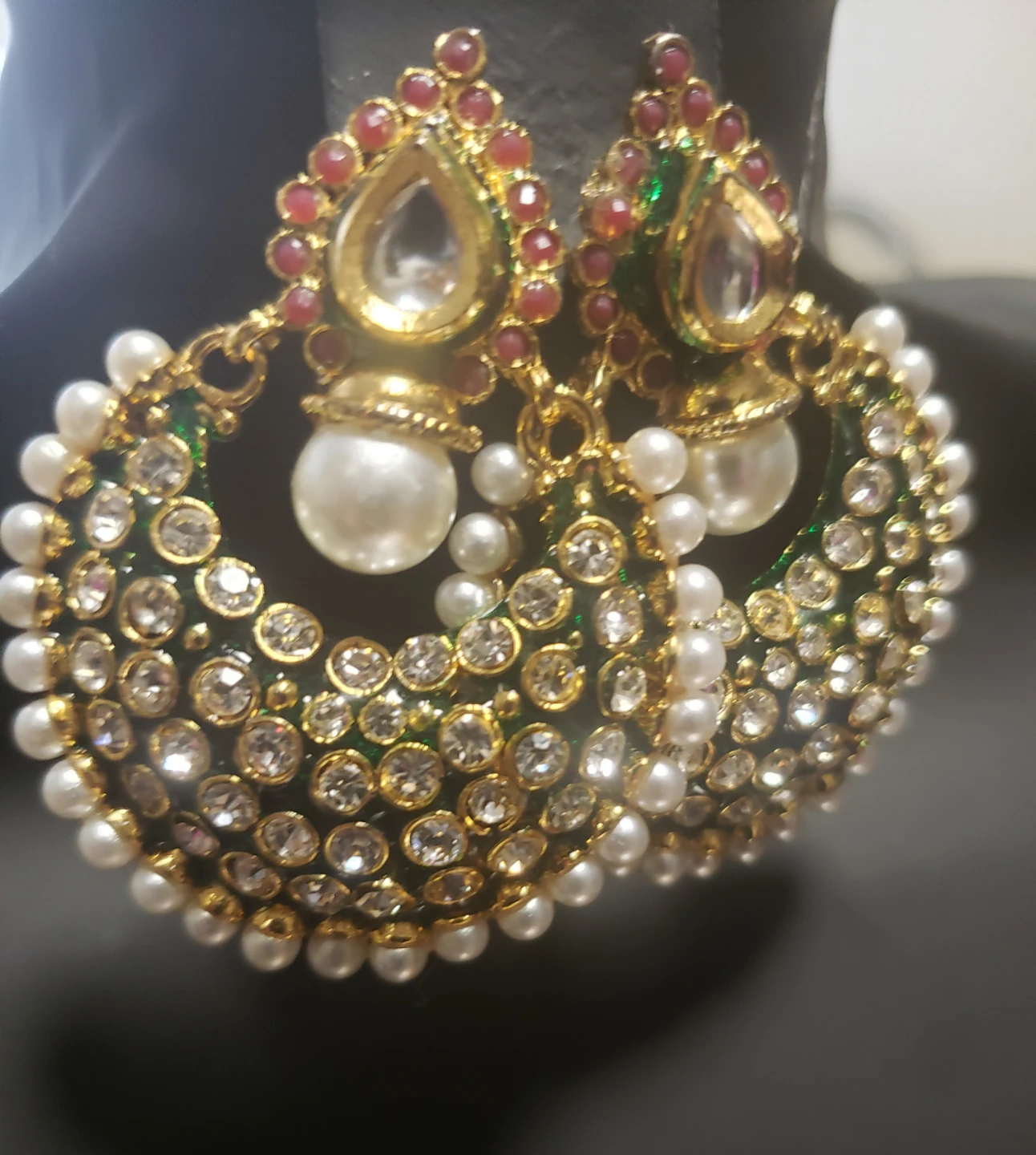 Gold Tone Dangle Earrings with Pearls and Crystals