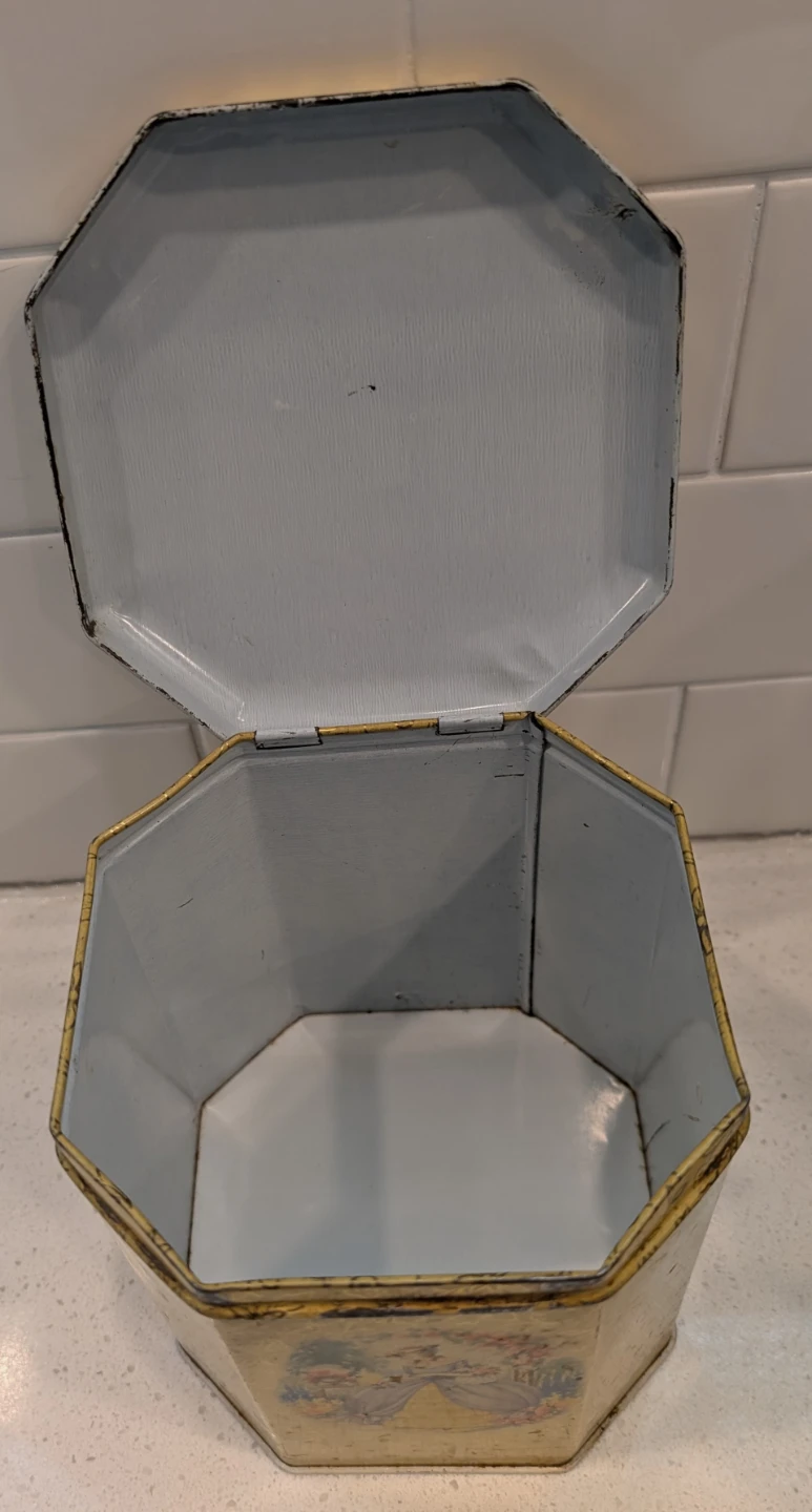 Vintage Tin English Tea Caddy - photo 3