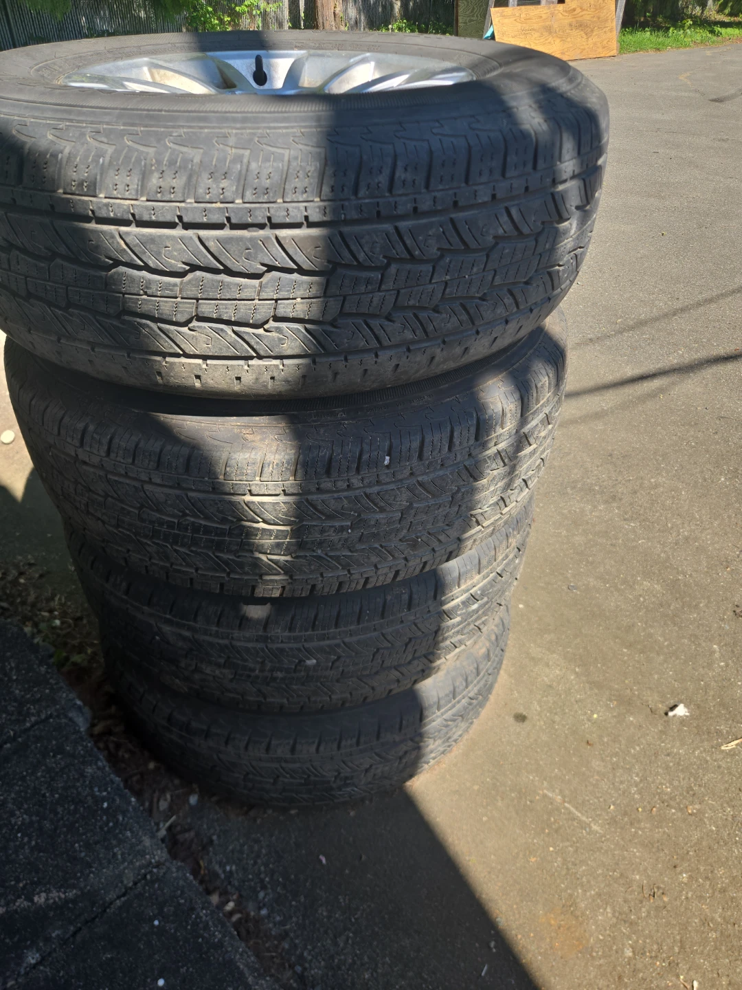 Set of 4 Chevrolet avalanche tires
