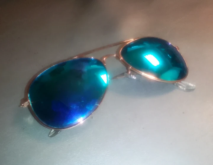 Women's Aviator Sunglasses - photo 3