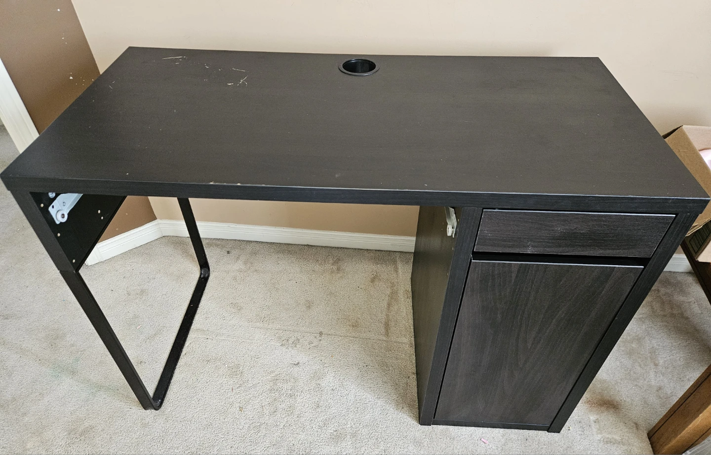Computer desk with storage+ Office Chair (Moving sale!)