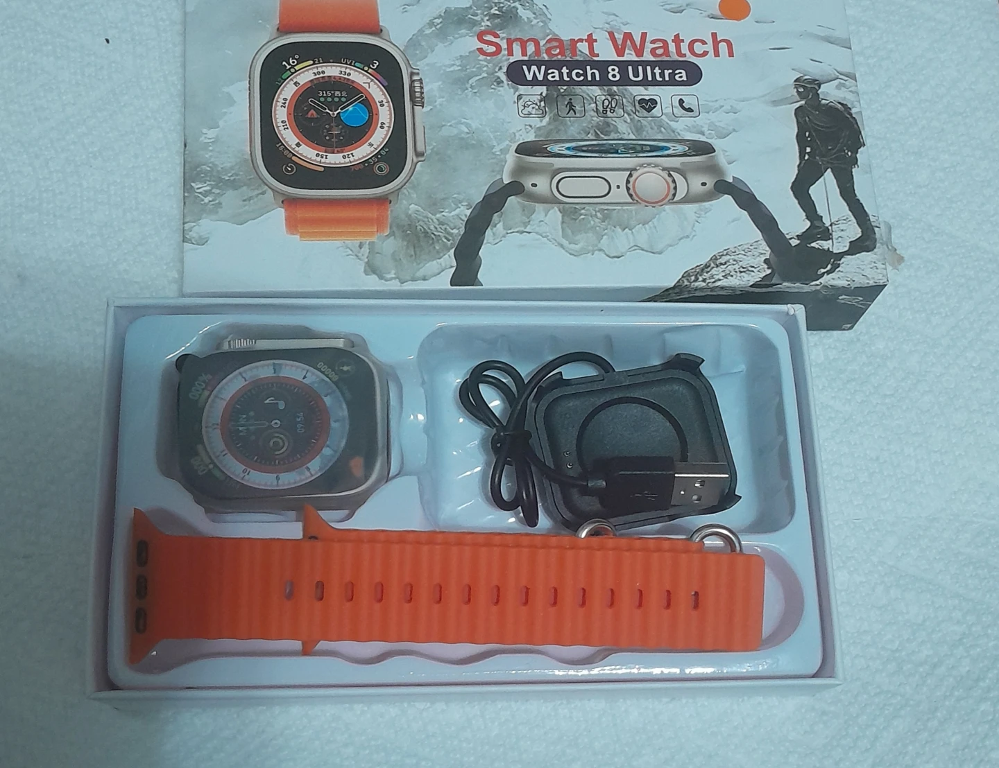 Smart Watch 8 Ultra with Infinite Display