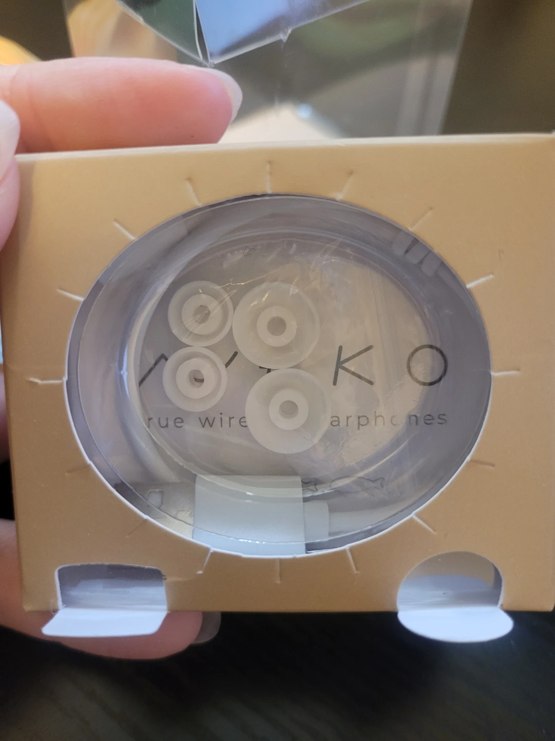 Radius NEKO true wireless earphones (orange tabby not included) - photo 3