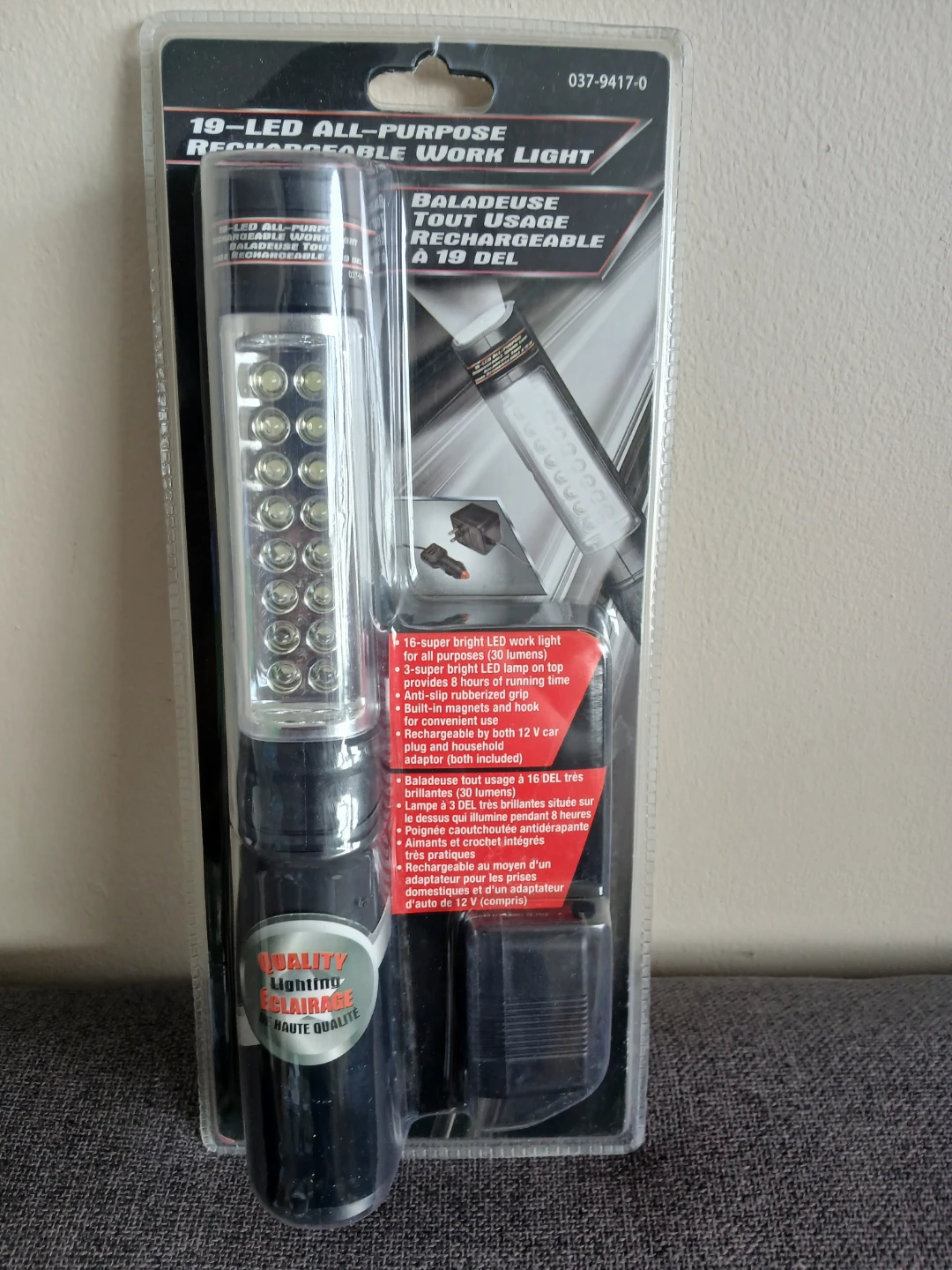19-LED All-Purpose Rechargeable Work Light - photo 2
