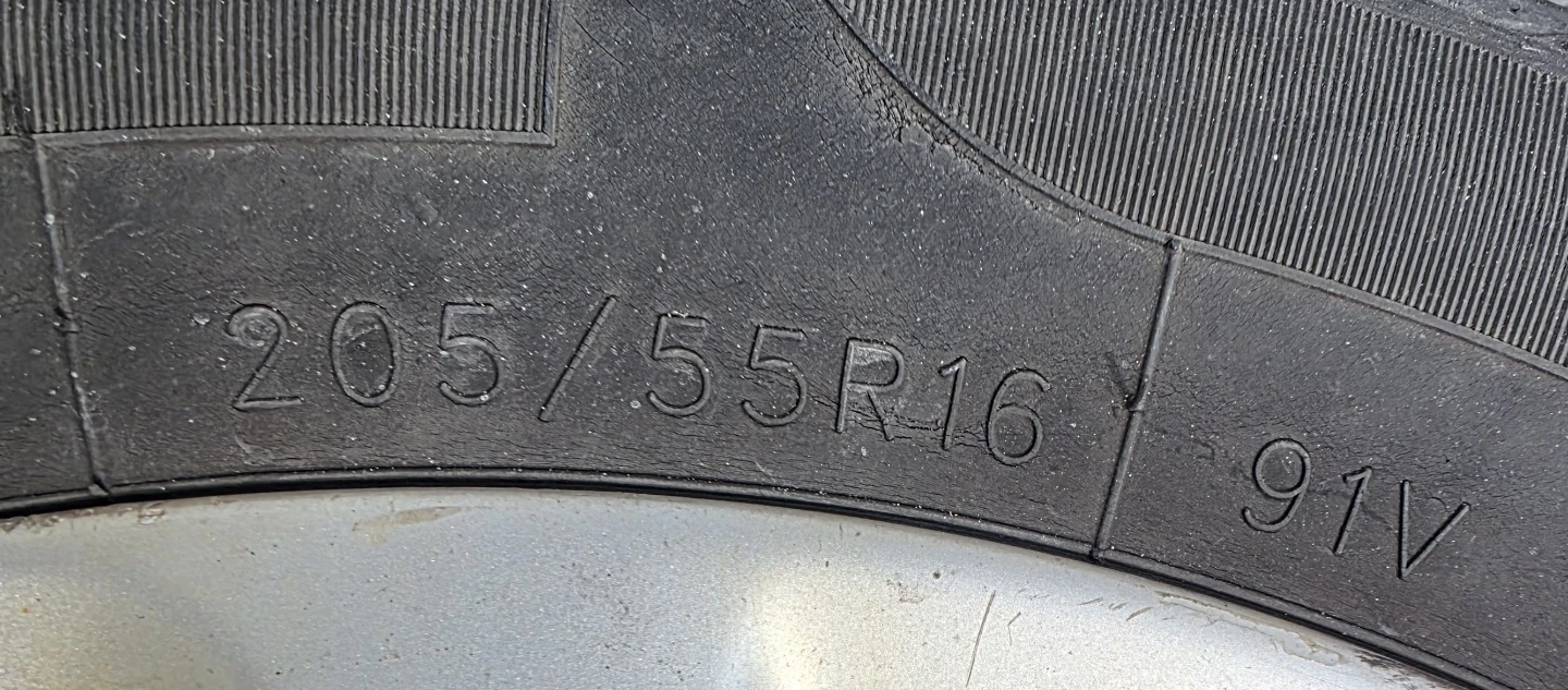 Set of 4  Mazda Rims - 205/55R16 - photo 3