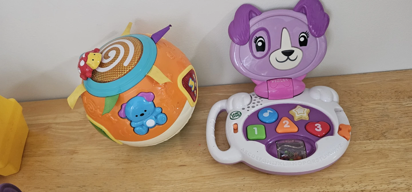 LeapFrog Violet Puppy and Musical Caterpillar Toy Set 🌱 - photo 4