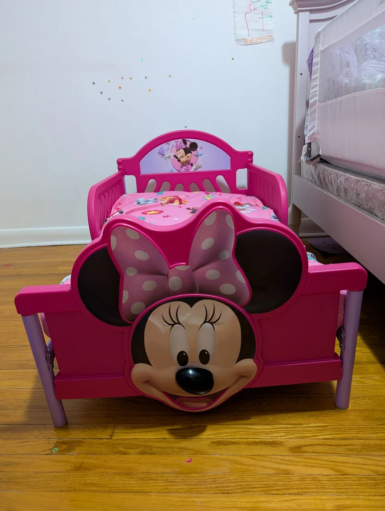 Minnie Mouse Toddler Bed & Mattress