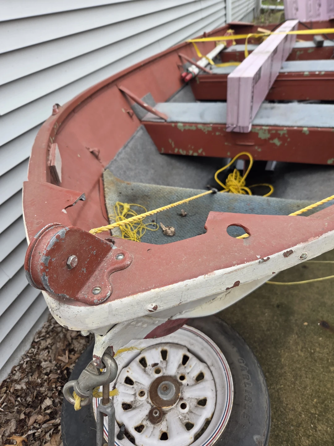 aluminum fishing boat on trailer - photo 2