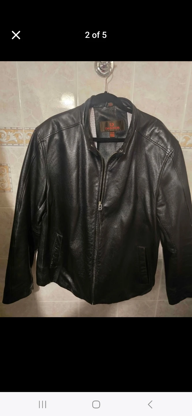 Men's Danier Black Leather Jacket size 2XL( fits ХL)