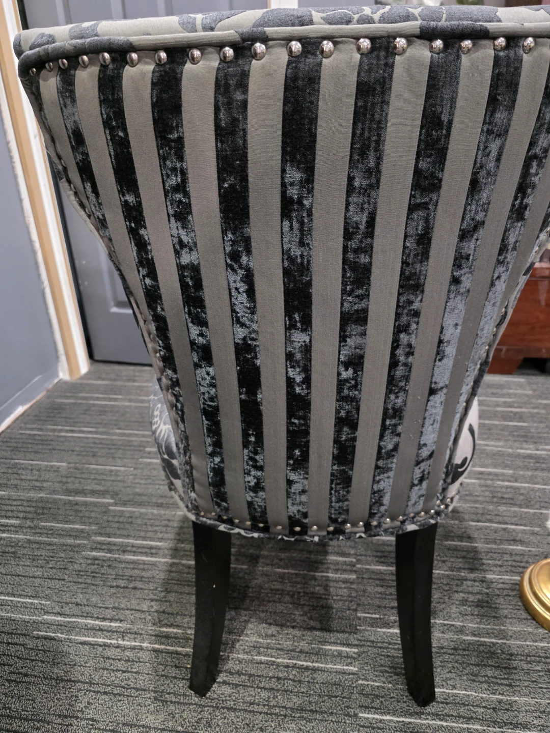 Patterned Accent Chair with Stud Detailing - photo 3