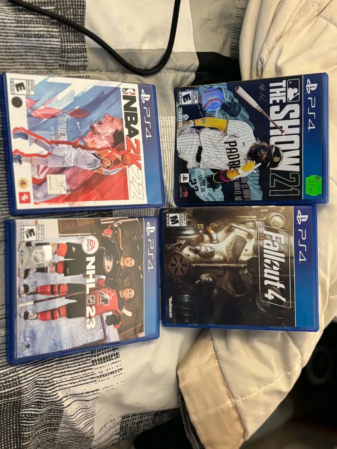 PlayStation 4 Console with 4 Games and 2 Controllers - photo 2