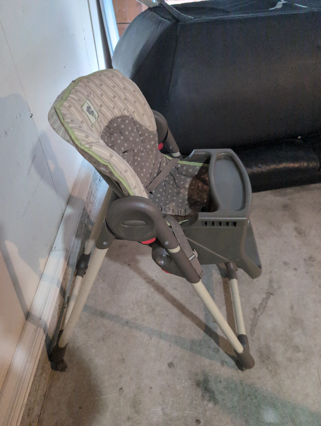 Graco High Chair - photo 2