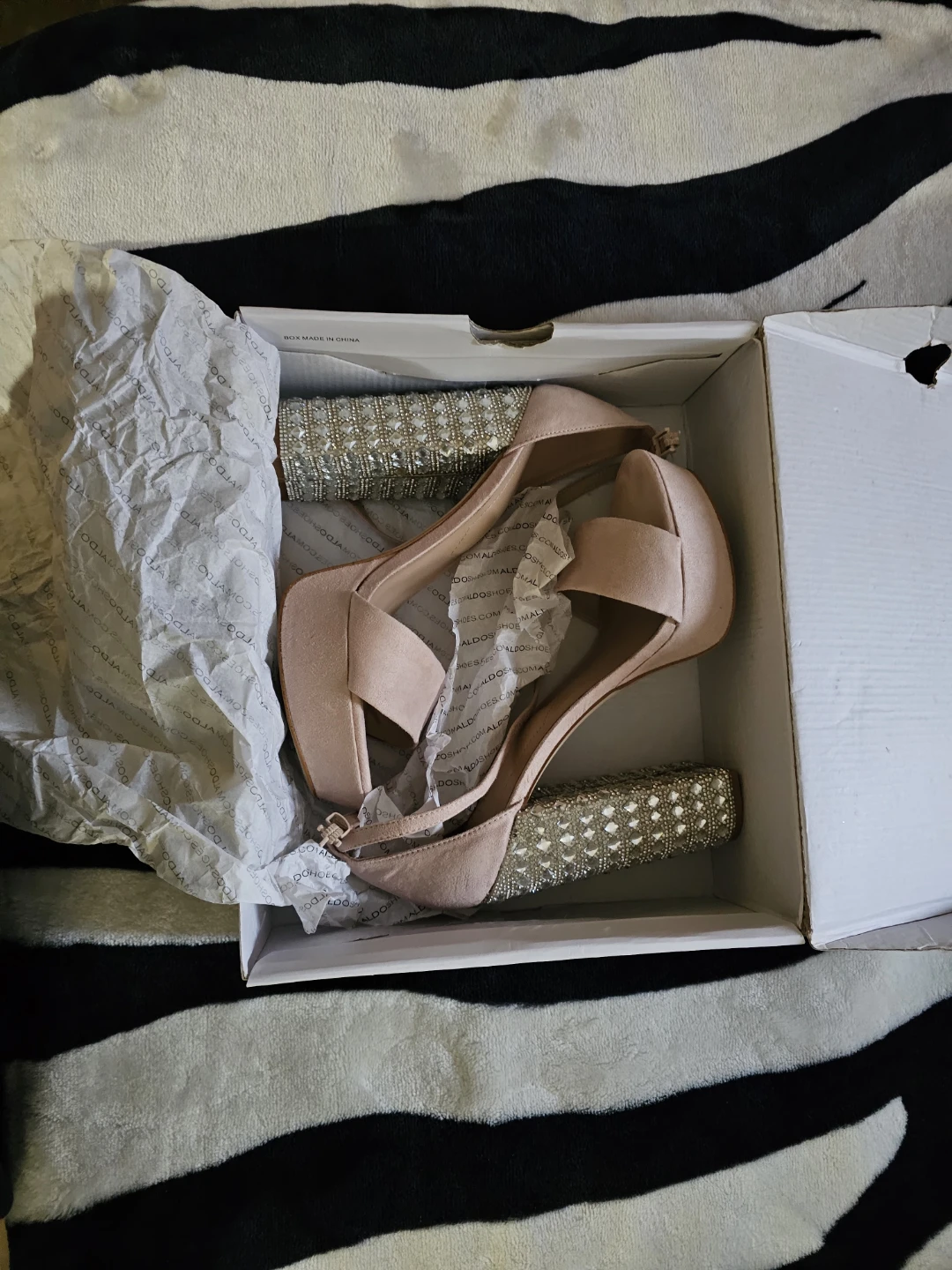 ALDO Pink Embellished Heel Sandals Size 8 - photo 3