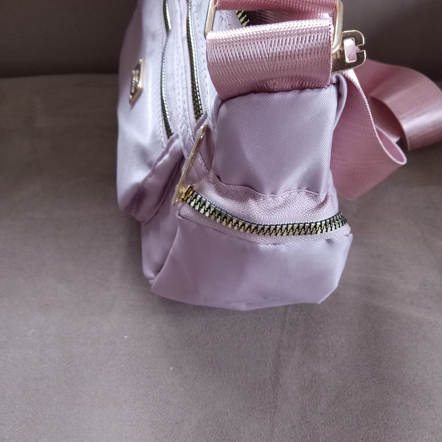 Ladies Pink Crossbody Purse Brand New - photo 5