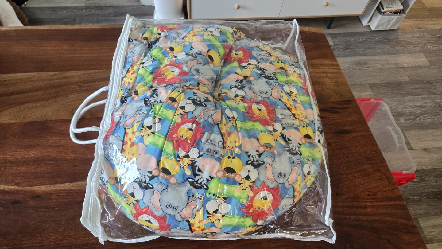 Nursing Pillow - photo 2