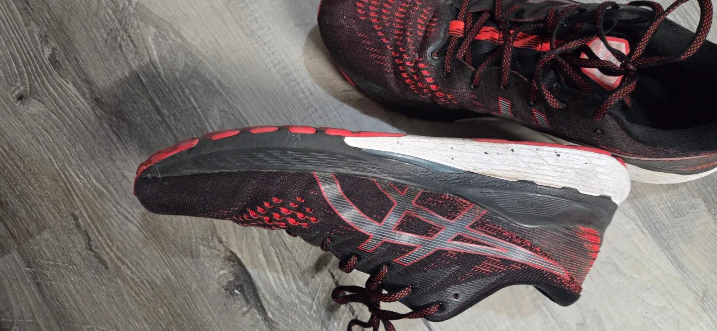 ASICS Gel-Kayano 28 Running Shoes Men's Size 12, Black/Red - photo 3