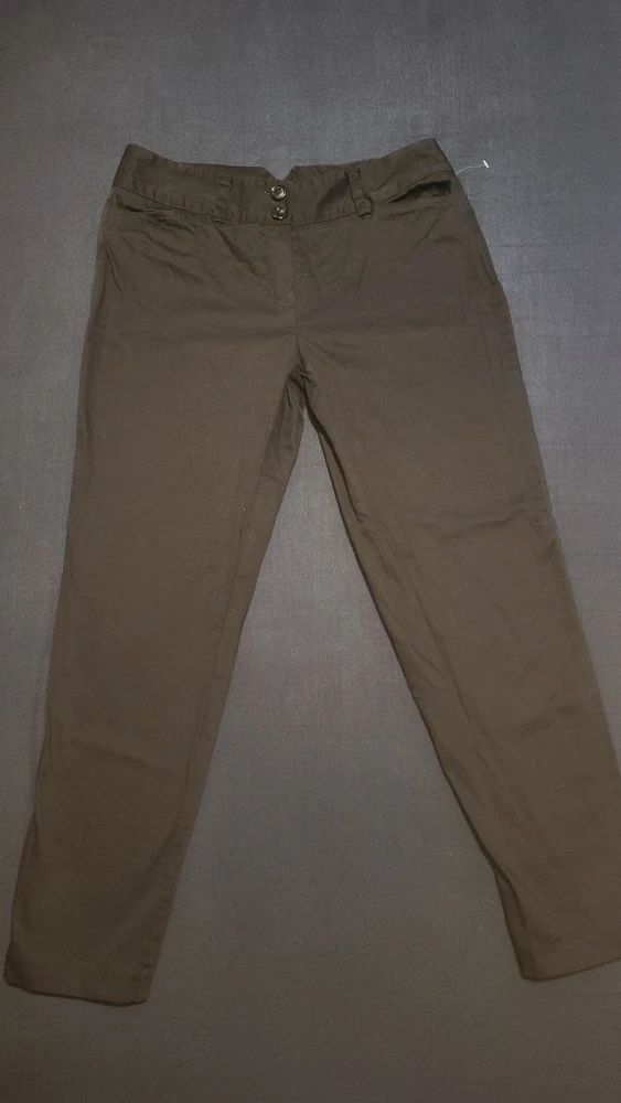 Le Chateau Women's Business Casual Black Capri Trousers Size 5/6