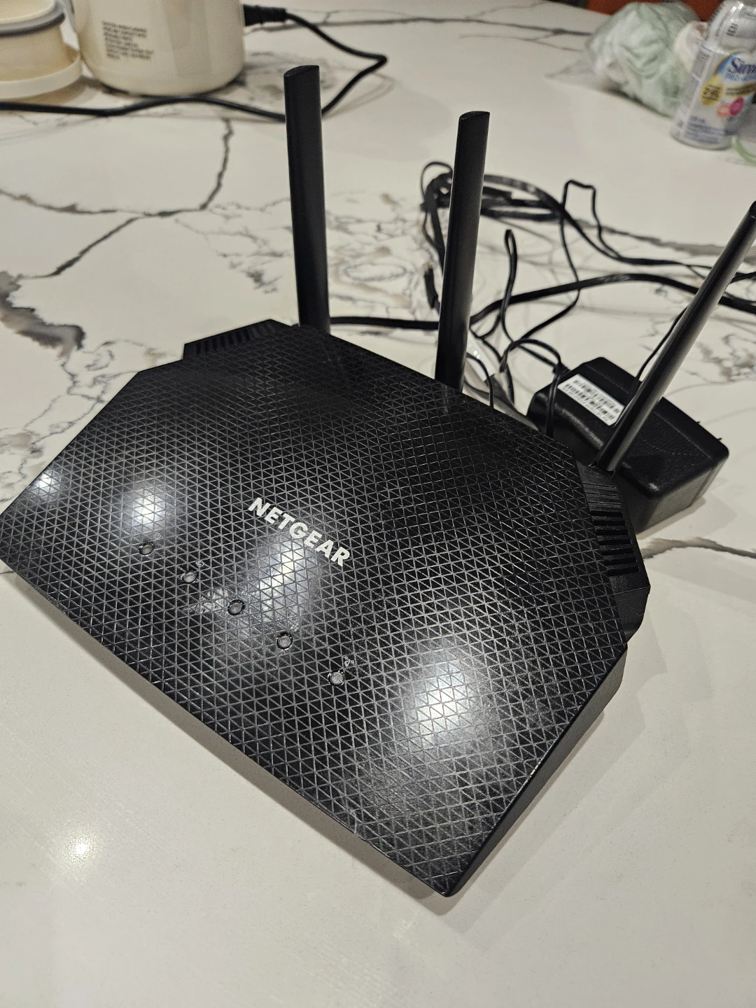 NETGEAR AX1800 WiFi Router - photo 2
