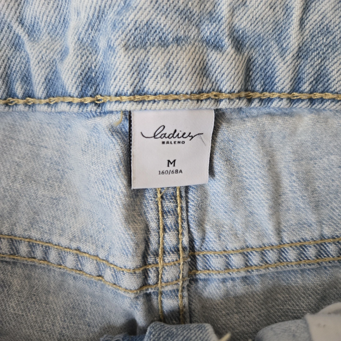 light wash high rise denim shorts - photo 3