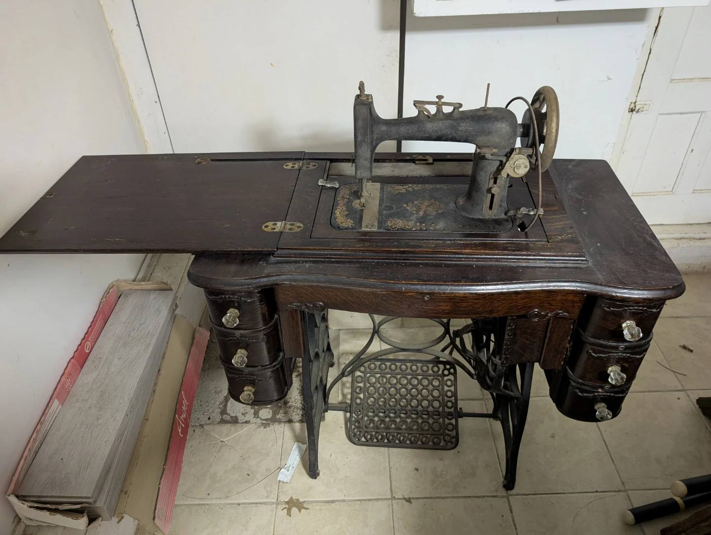 Antique Sewing Machine Table with Machine