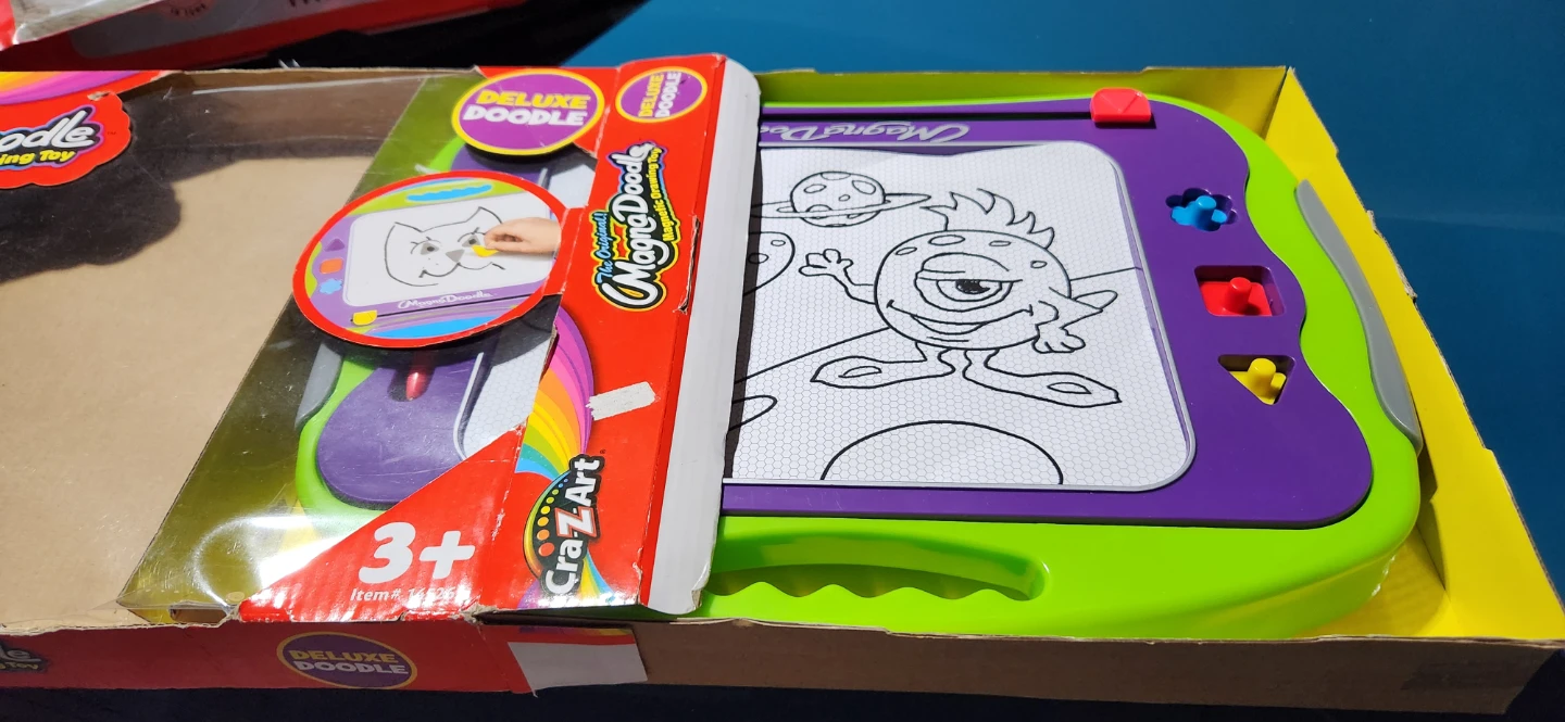 Magna Doodle Deluxe Magnetic Drawing Toy - photo 3