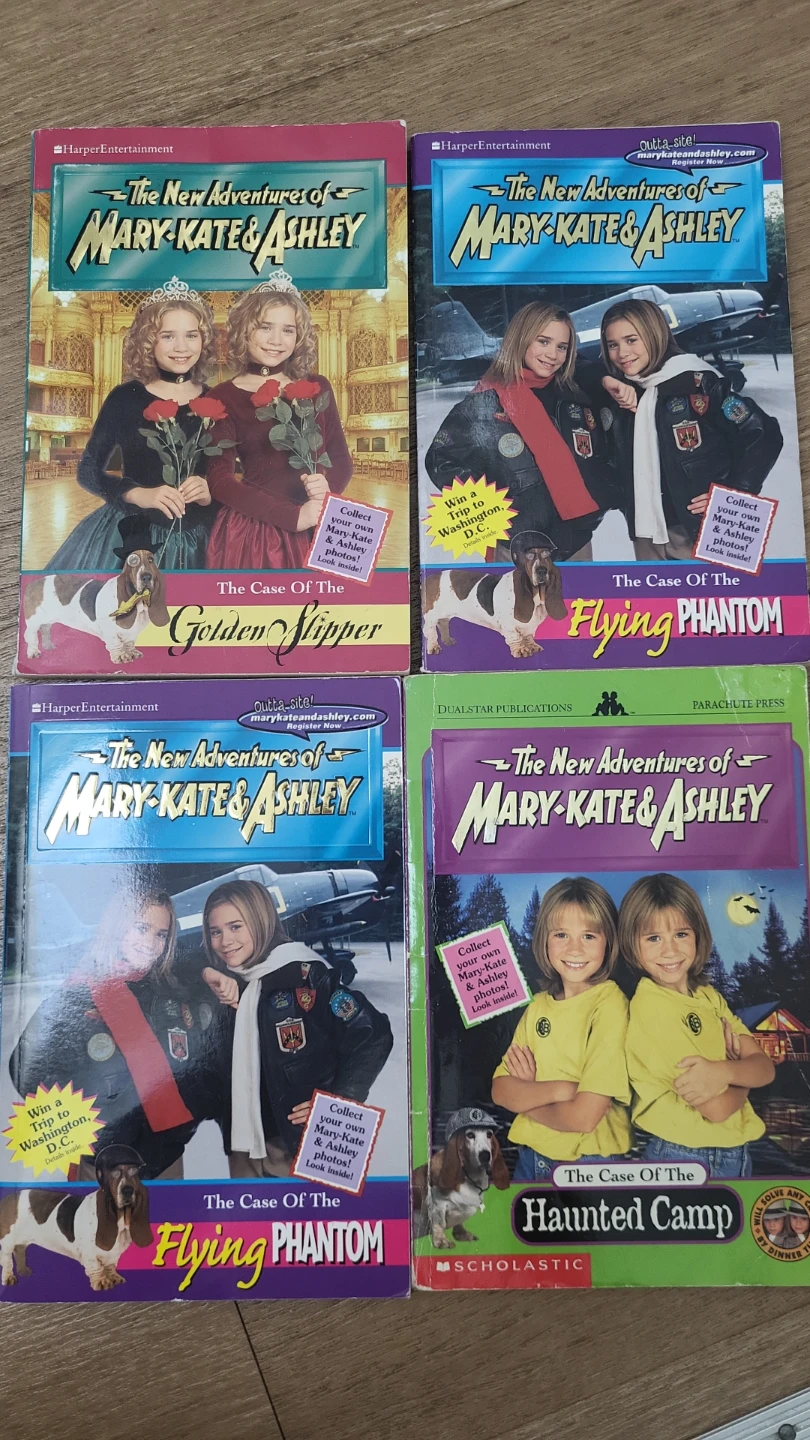 The New Adventures of Mary-Kate & Ashley Book Lot