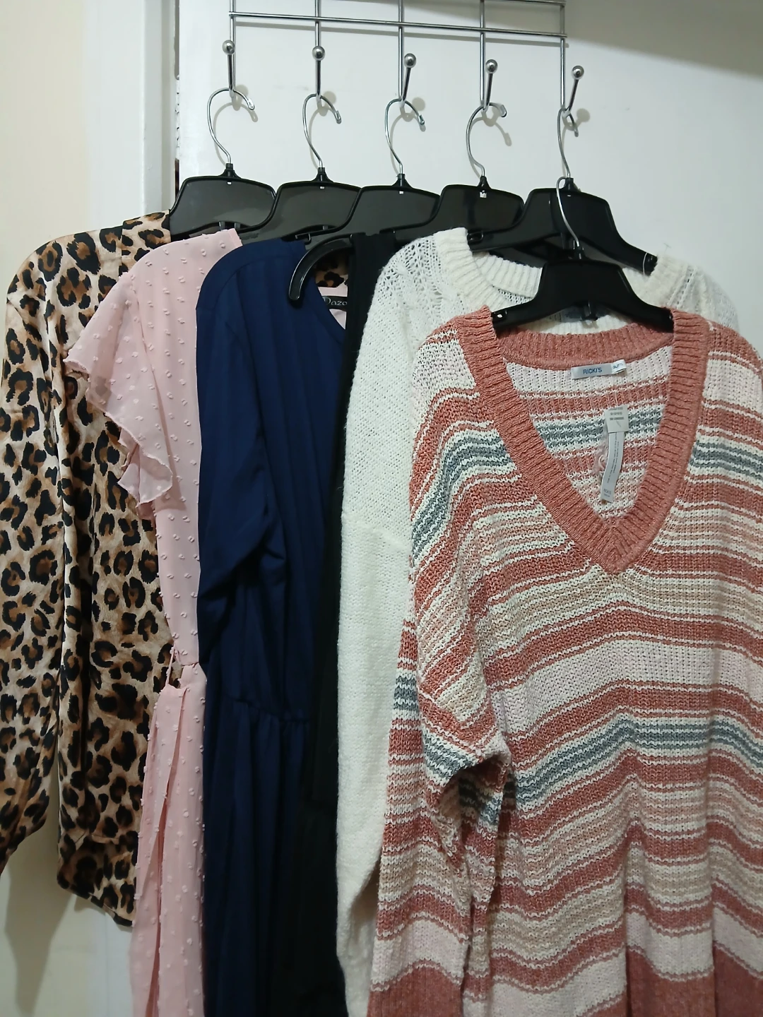 Old Navy Cream Cable Knit Sweater