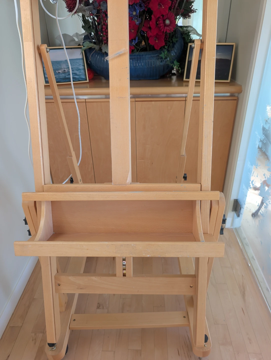 CONDA Wooden Art Easel with Lamp - photo 4