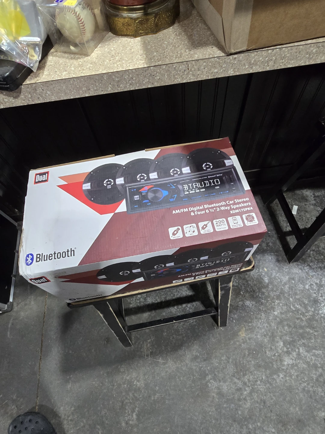 Dual AM/FM Digital Bluetooth Car Stereo & 4 Speakers