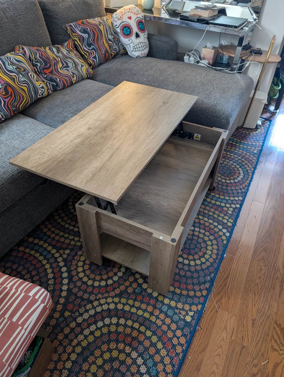 Lift Top Coffee Table with Hidden Storage with wheels! - photo 2