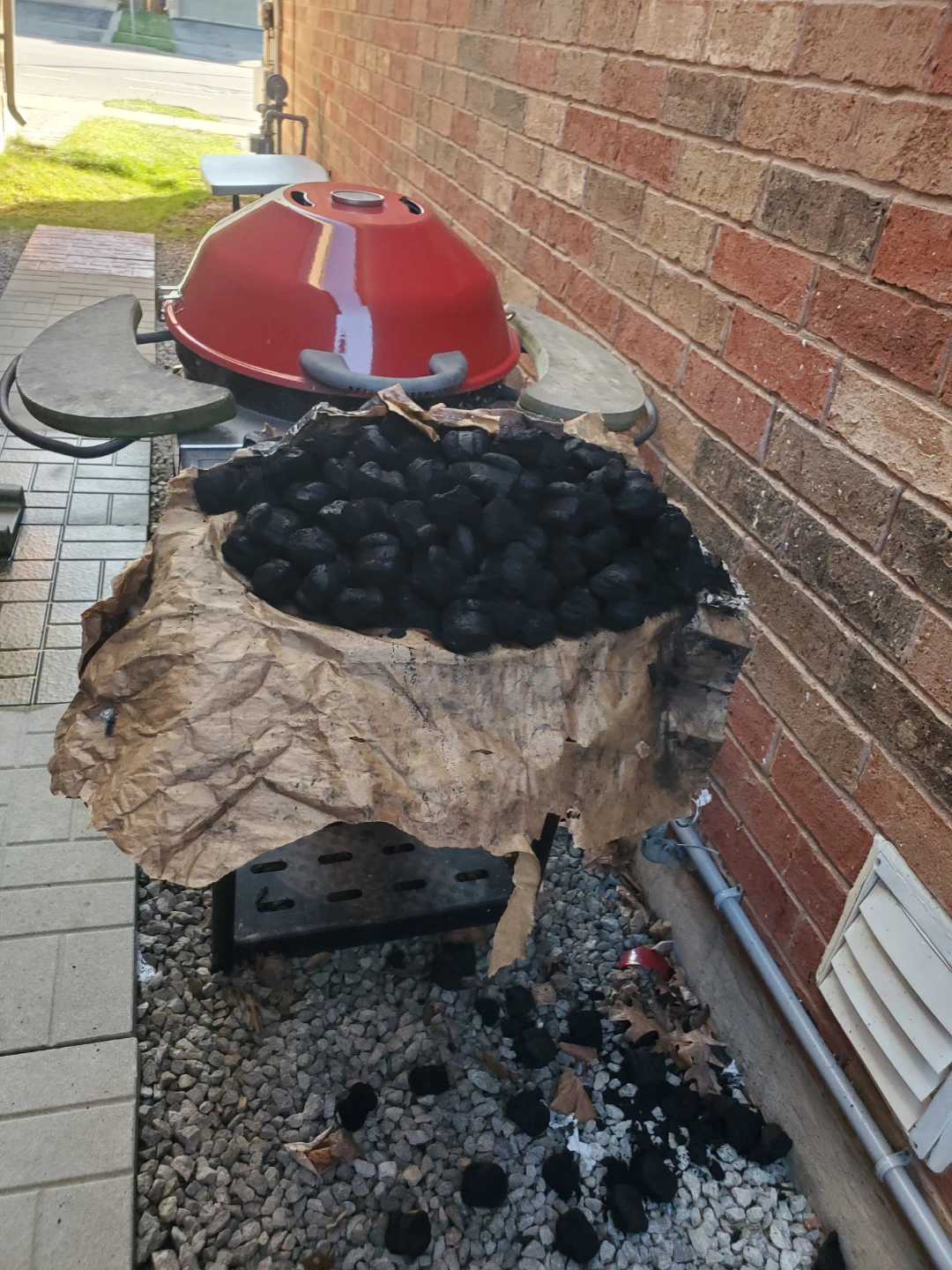 Red Weber Kettle Charcoal Grill with Bag of Briquettes - photo 4