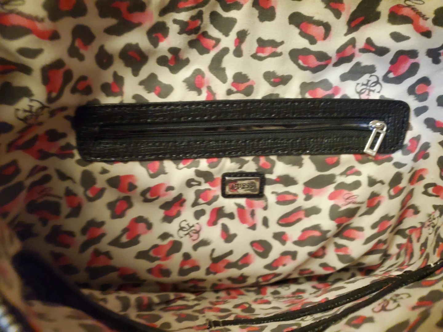 Guess Black Hobo Handbag - photo 4