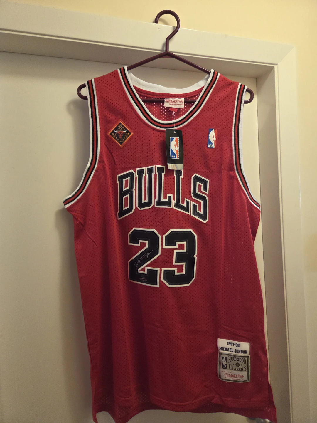 Mitchell & Ness Michael Jordan Chicago Bulls 23 Jersey XL