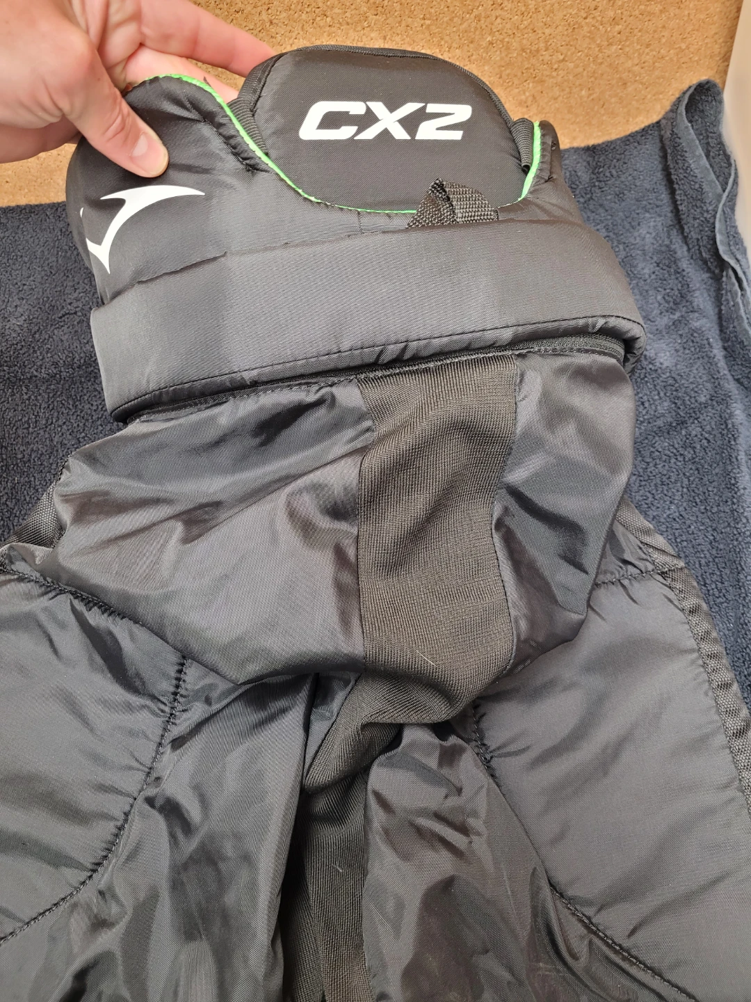 Vic Hockey Pants - Junior Size S/P - photo 2