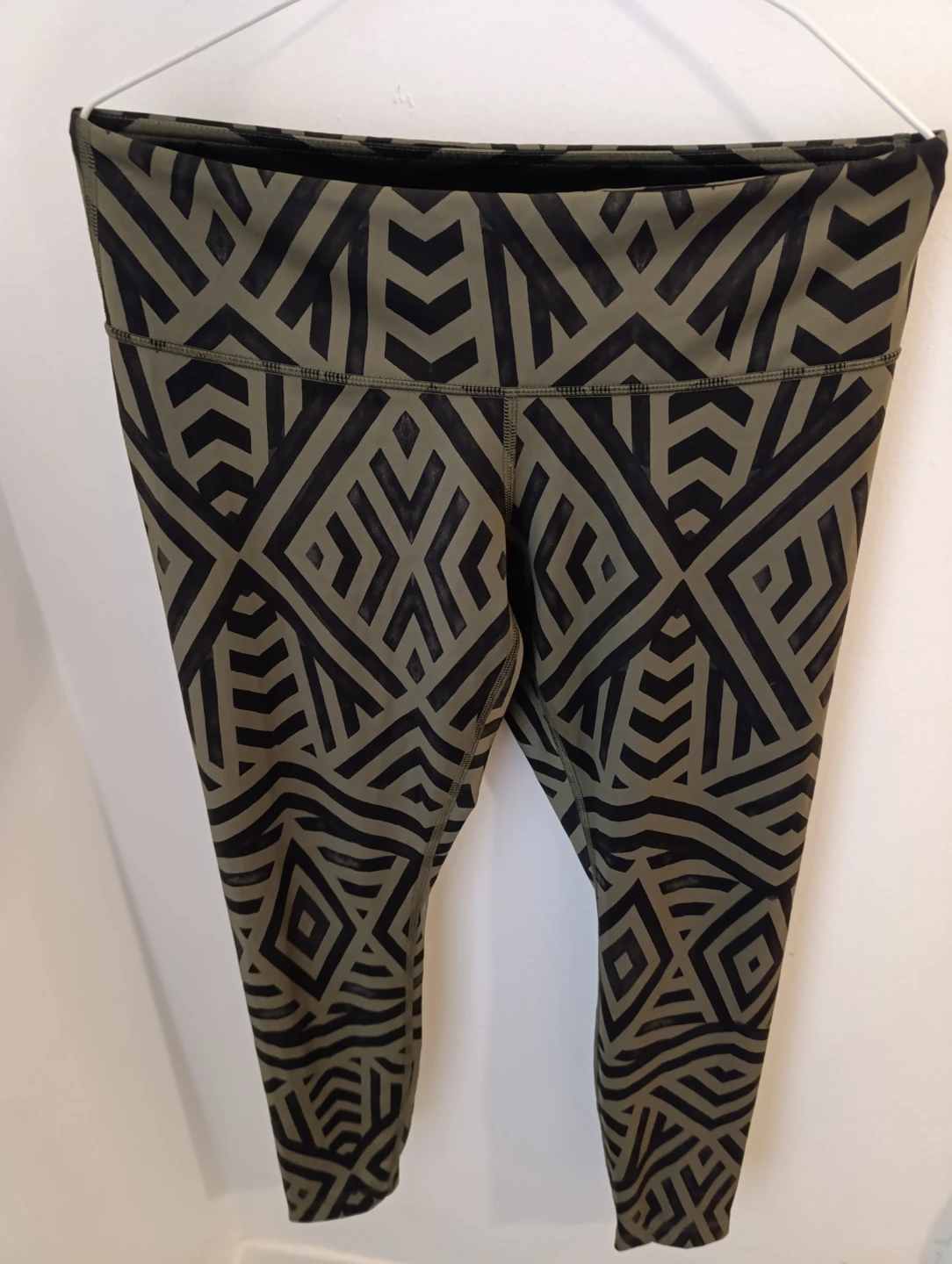 Lululemon Align Leggings Two Pairs - photo 2