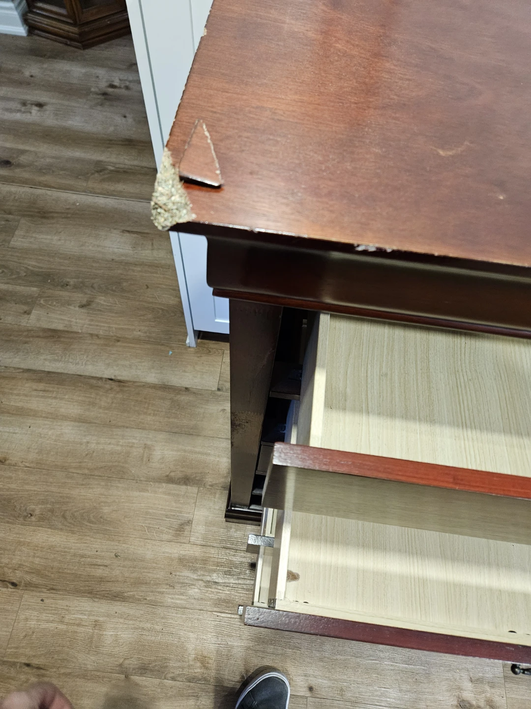 Dark Wood 5-Drawer Dresser - photo 5