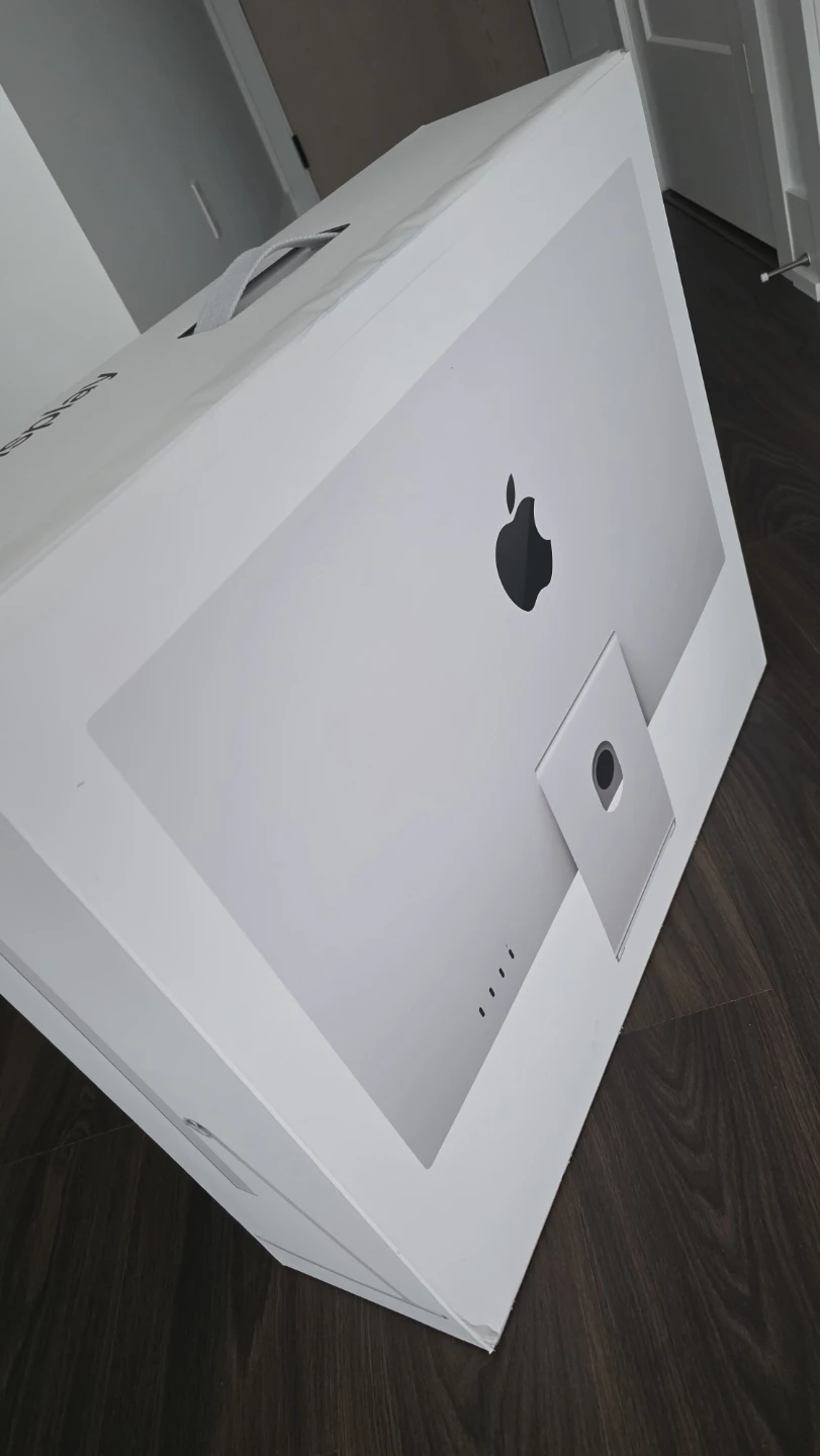 Apple Studio Display 27” 5K (Sealed) - photo 3