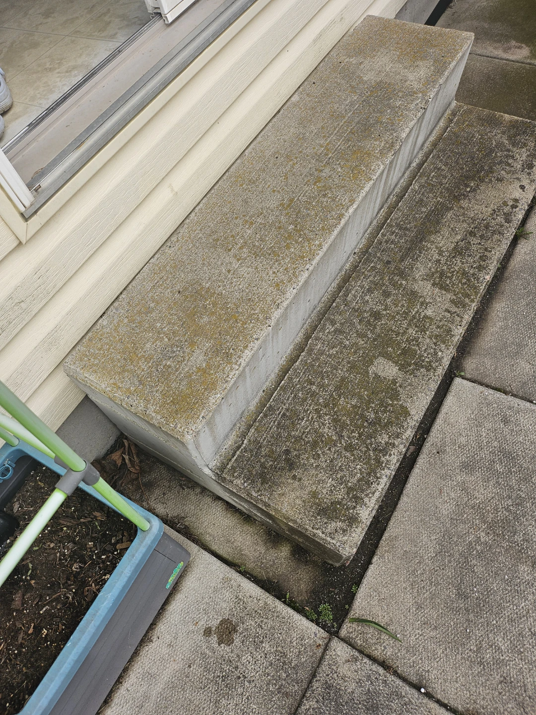 Concrete steps 4 feet long 2 step - photo 3