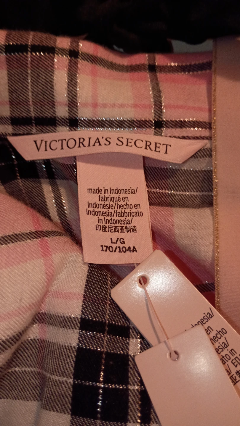 Victoria's Secret Plaid Pajama Set - Size L - photo 2