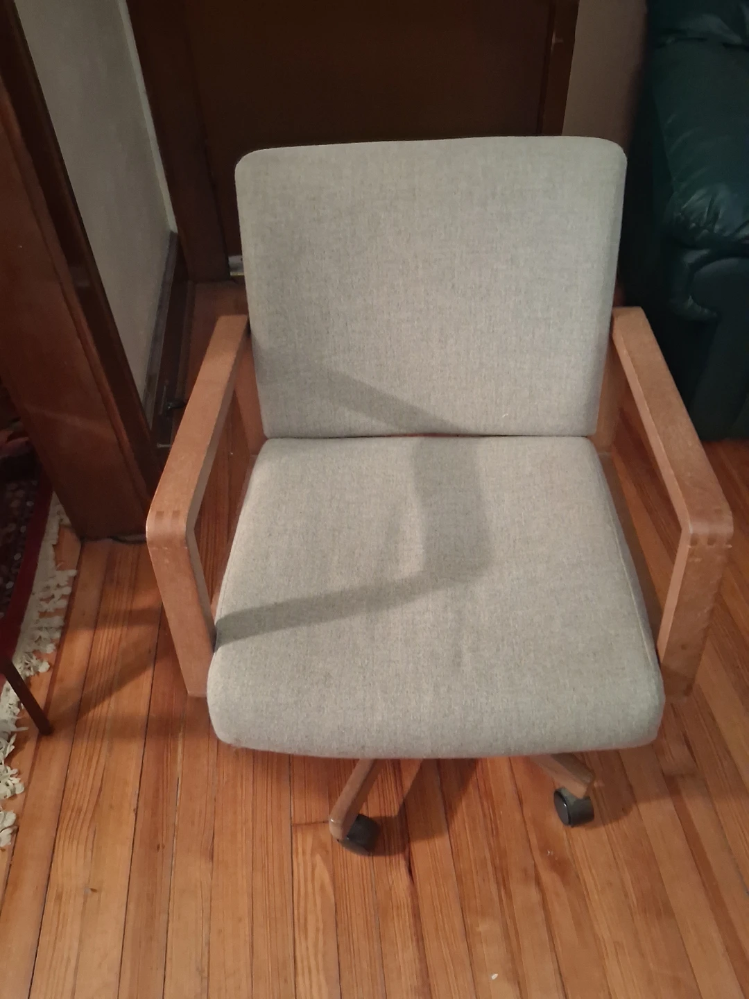 Office Chair with Wooden Frame and Upholstered Seat - photo 2