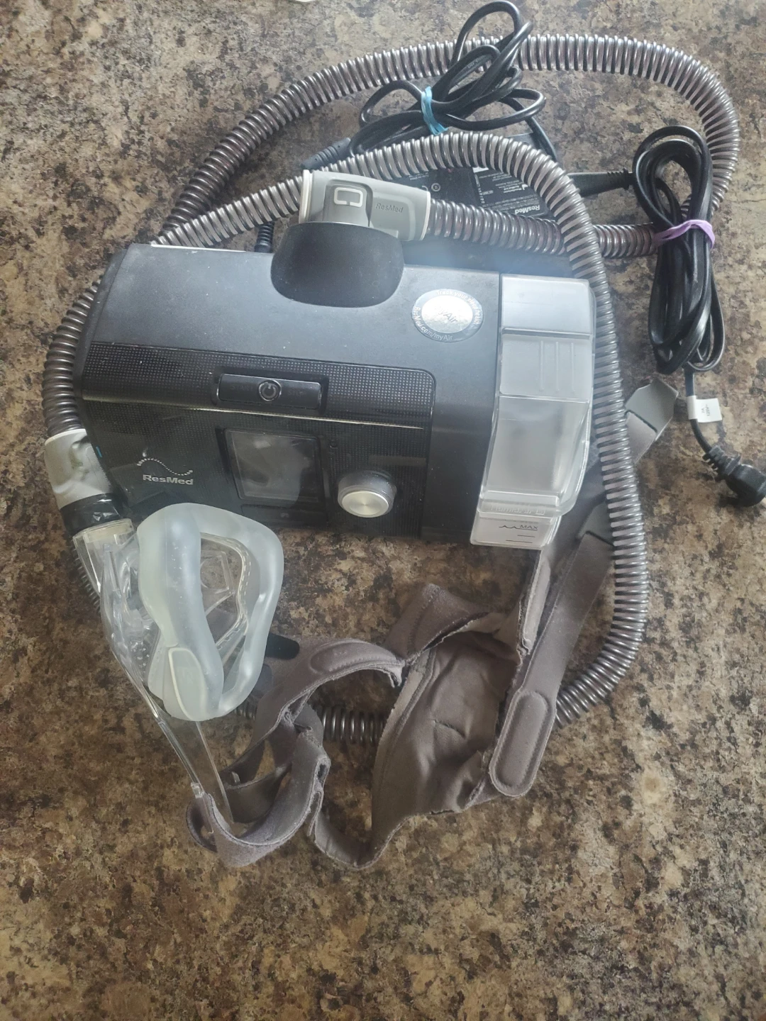 ResMed AirSense 10 Elite CPAP Machine with Mask and Humidifier