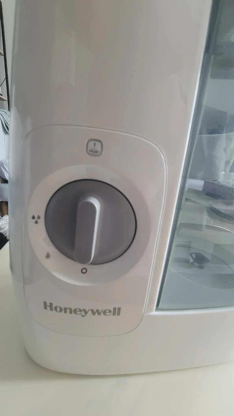 Honeywell Humidifier Used Once - photo 4