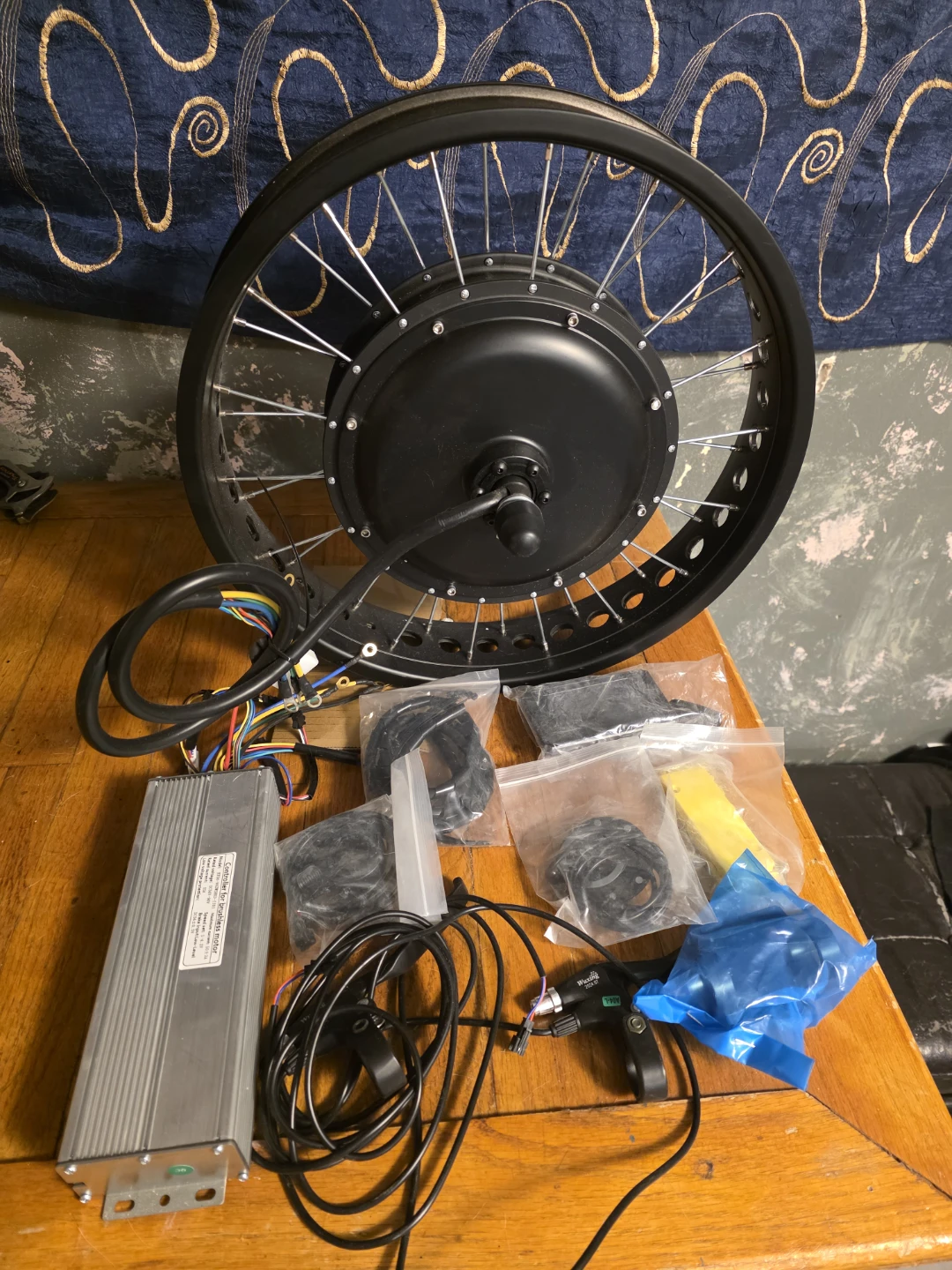 20" x 4.0" Electric Bicycle Conversion Kit with Controller