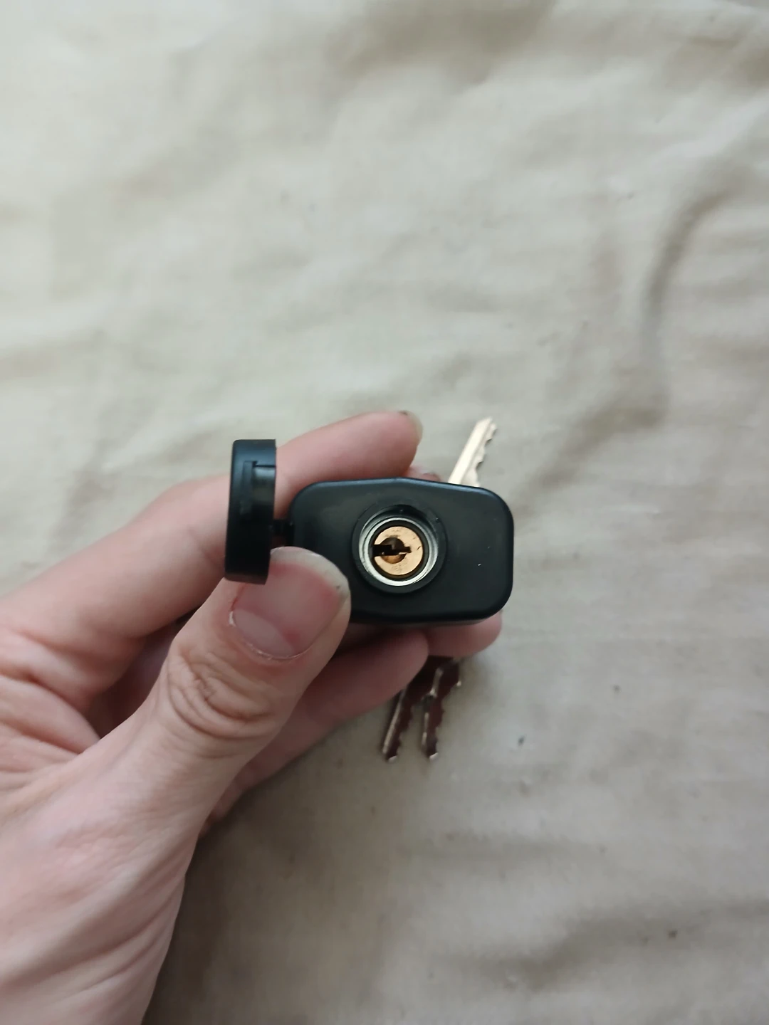 Black Waterproof Heavy-Duty Padlock With 3 Keys - photo 4