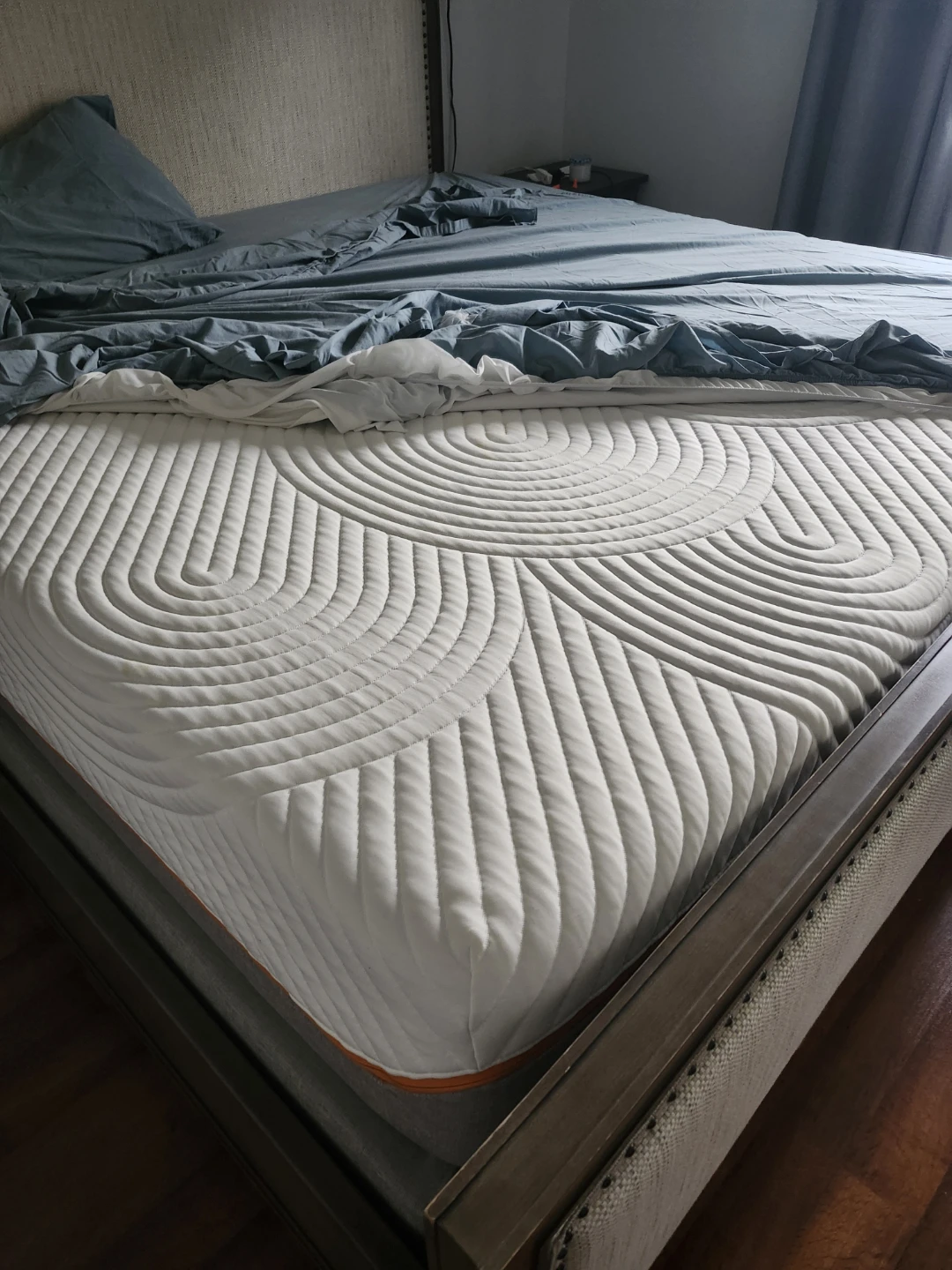 King sized Tempur-pedic memory foam mattress