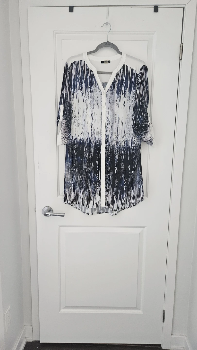 Shirt Dress with belt, Size Medium to Large (fits great as Med) - photo 4