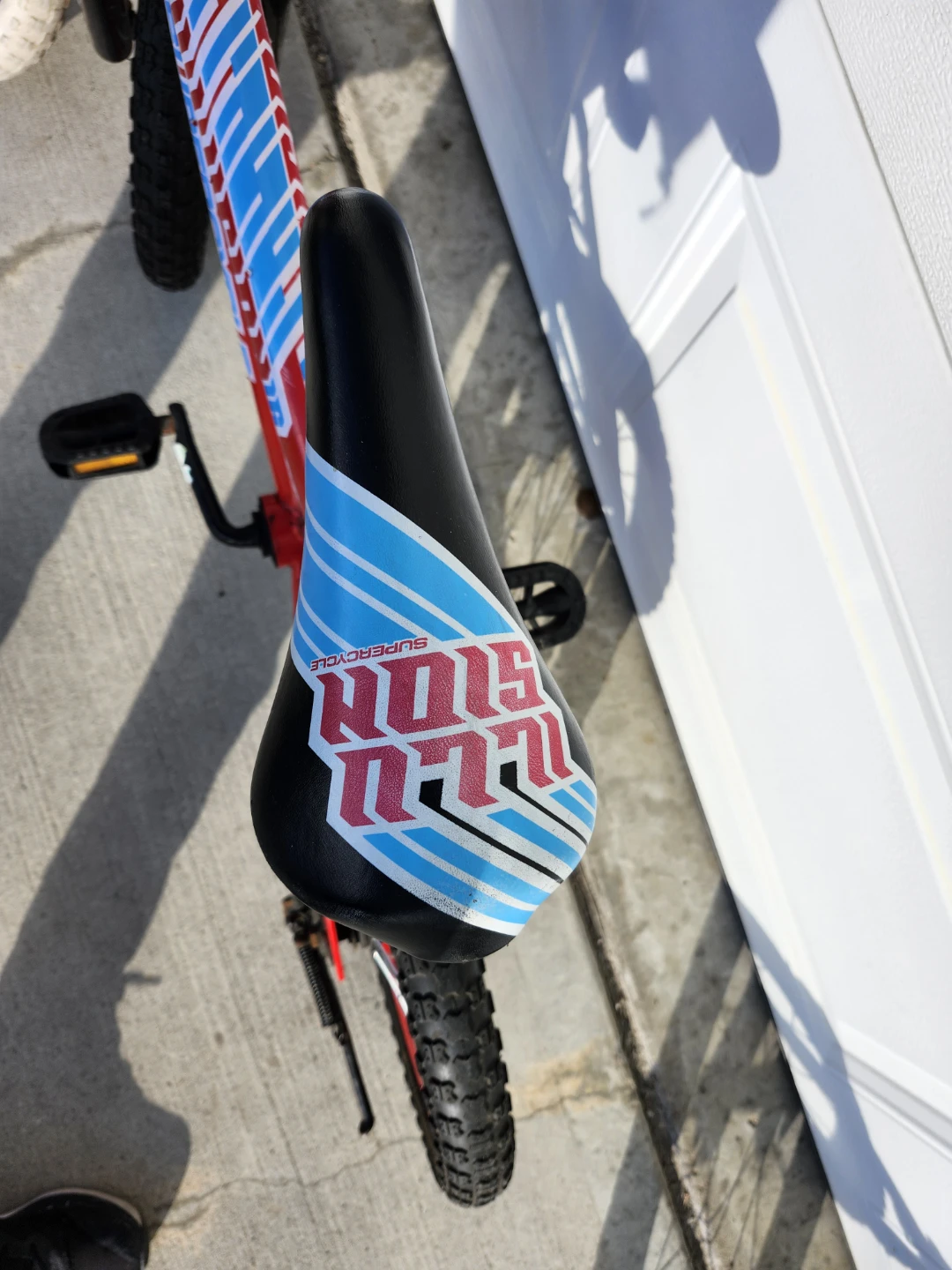 Red Supercycle Illusion 16" Kids Bike - photo 4