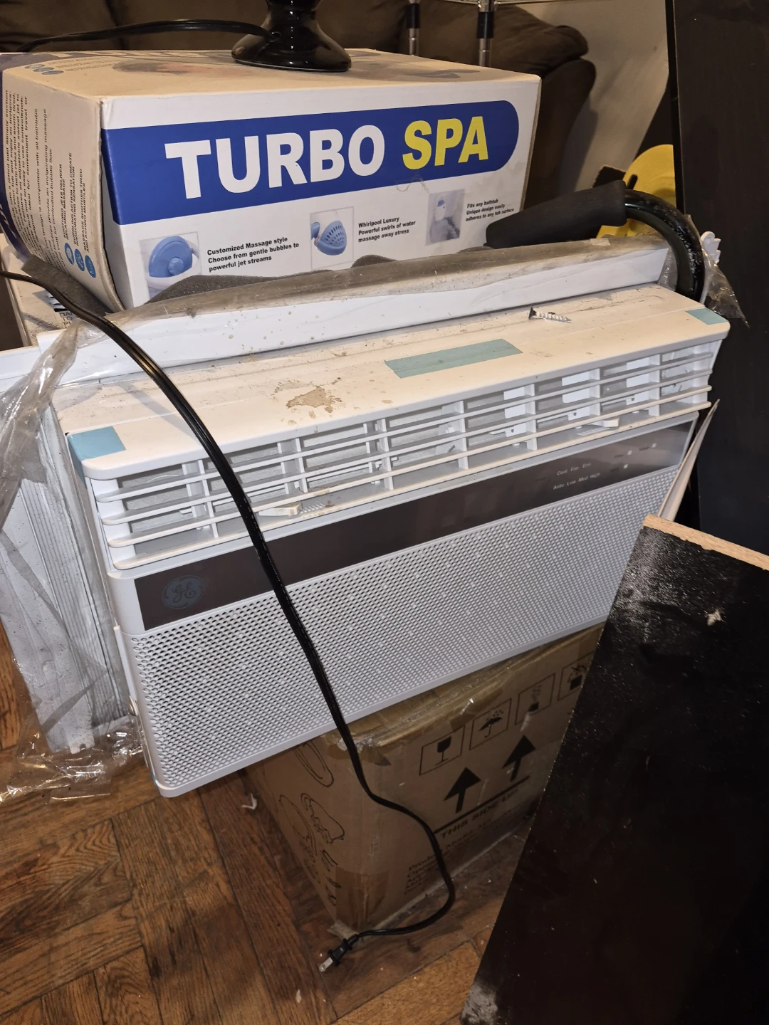GE Window Air Conditioner - photo 2